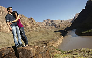 Grand Canyon Celebration Helicopter Landing Tour + Picnic tour